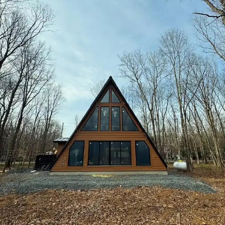 Rumah Kayu Segitiga yang Dapat - Outdoor Camping And Glamping ulasan dan harga