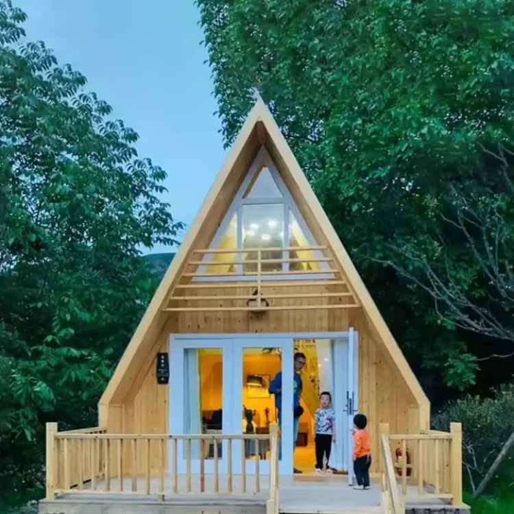 Rumah Kayu Segitiga yang Dapat - Outdoor Camping And Glamping ulasan dan harga